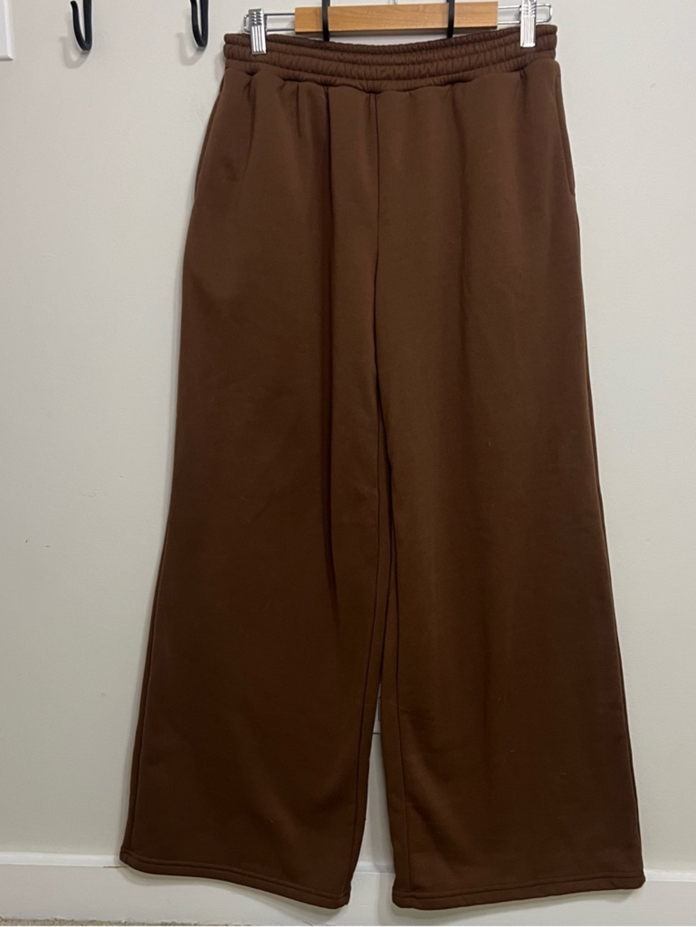 NWT Forever 21 Wide Leg Brown Sweatpants Spring Lounge Athleisure Workout Gym